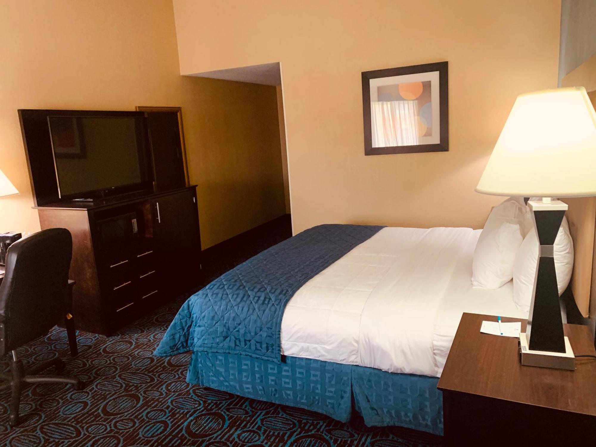 Regency Inn & Suites New London Mystic Esterno foto