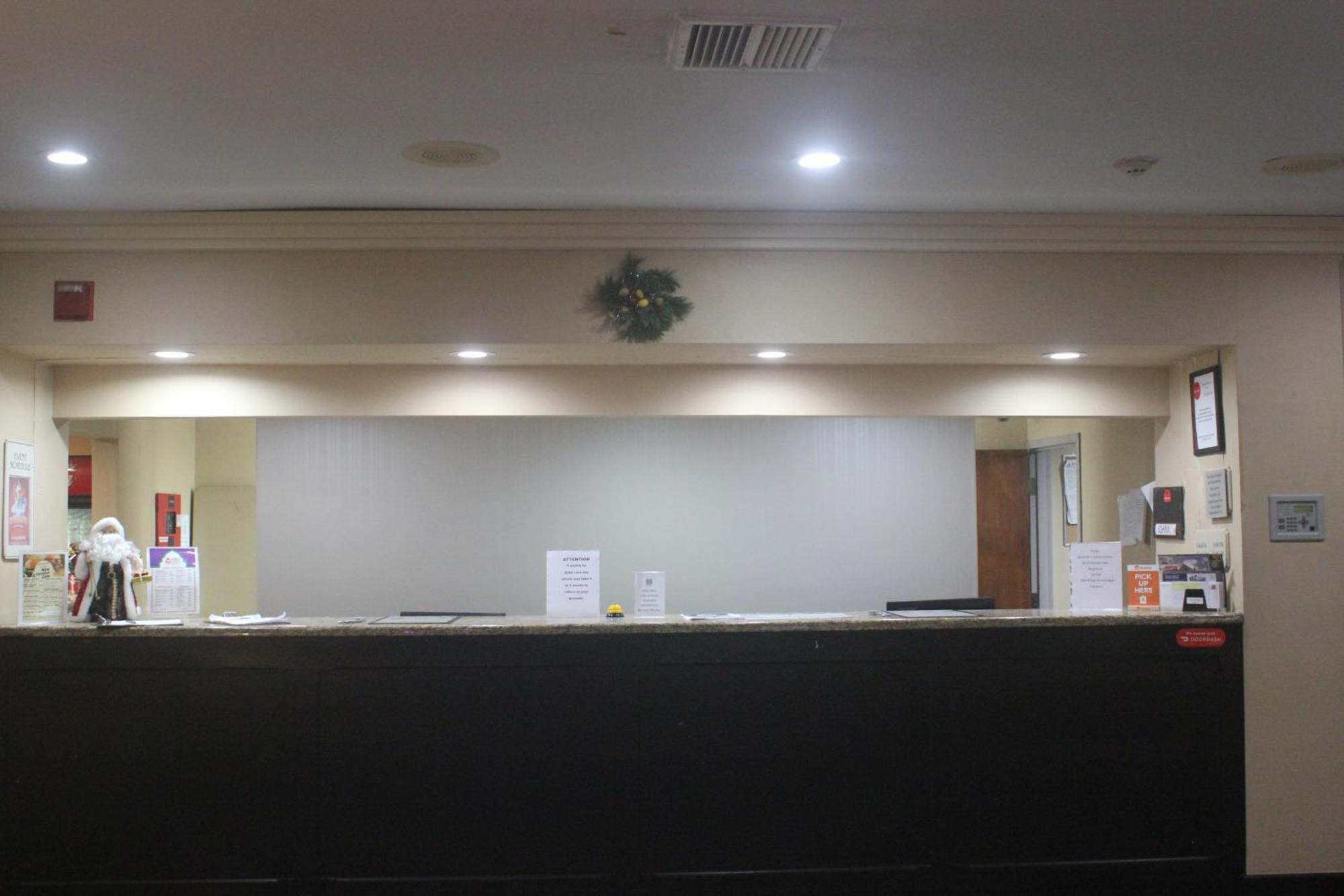 Regency Inn & Suites New London Mystic Esterno foto