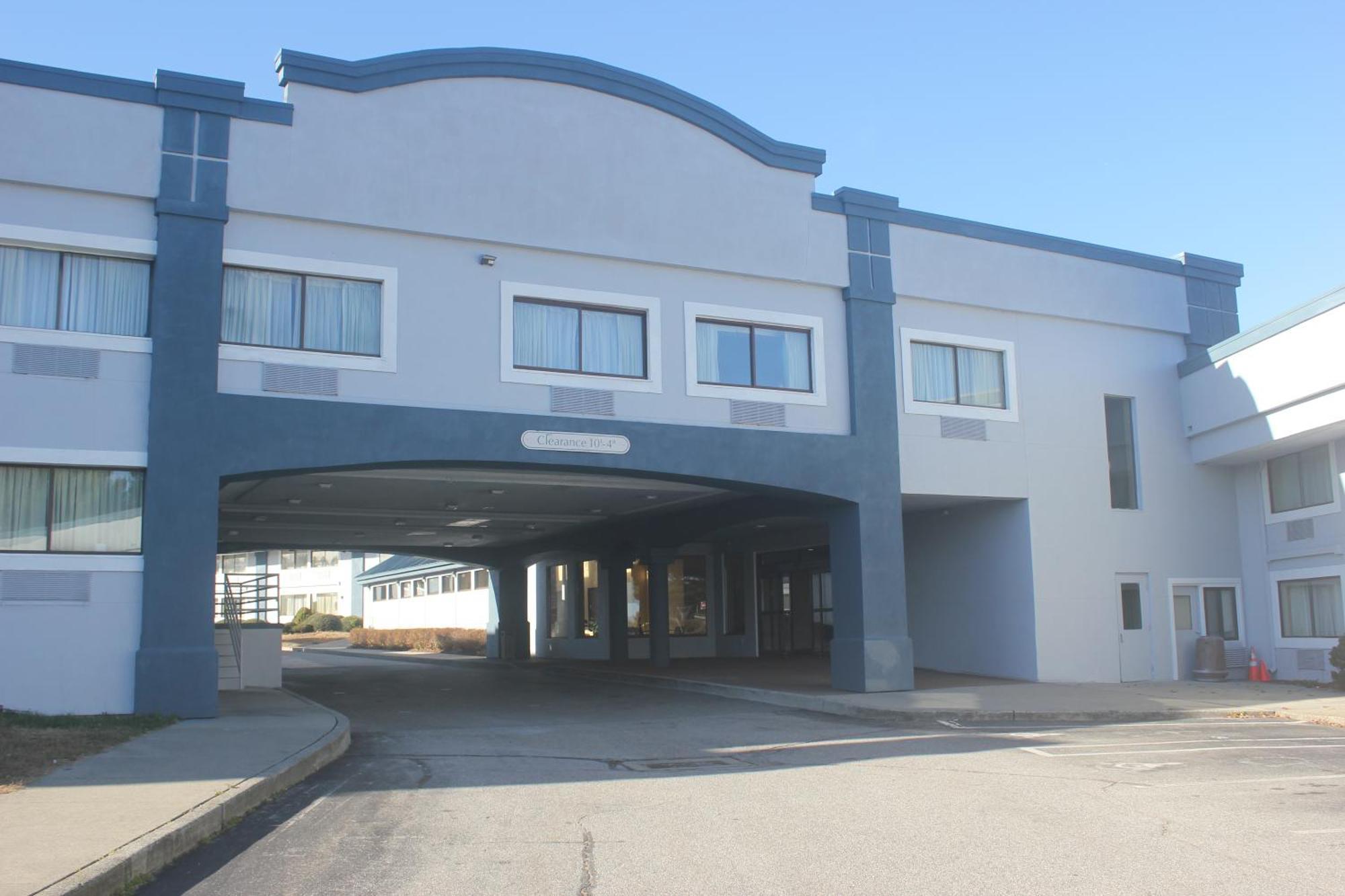 Regency Inn & Suites New London Mystic Esterno foto